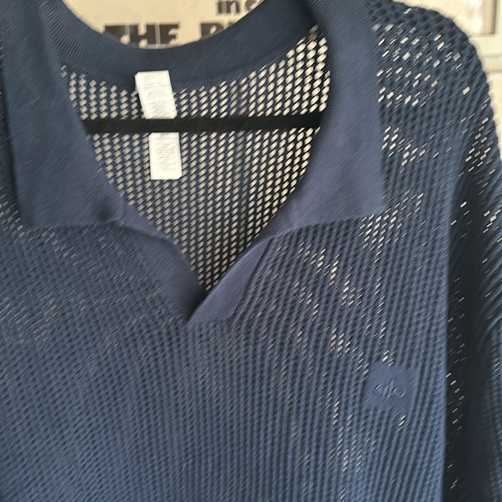 Mens Navy alo yoga open-knit Polo - Picture 2 of 3